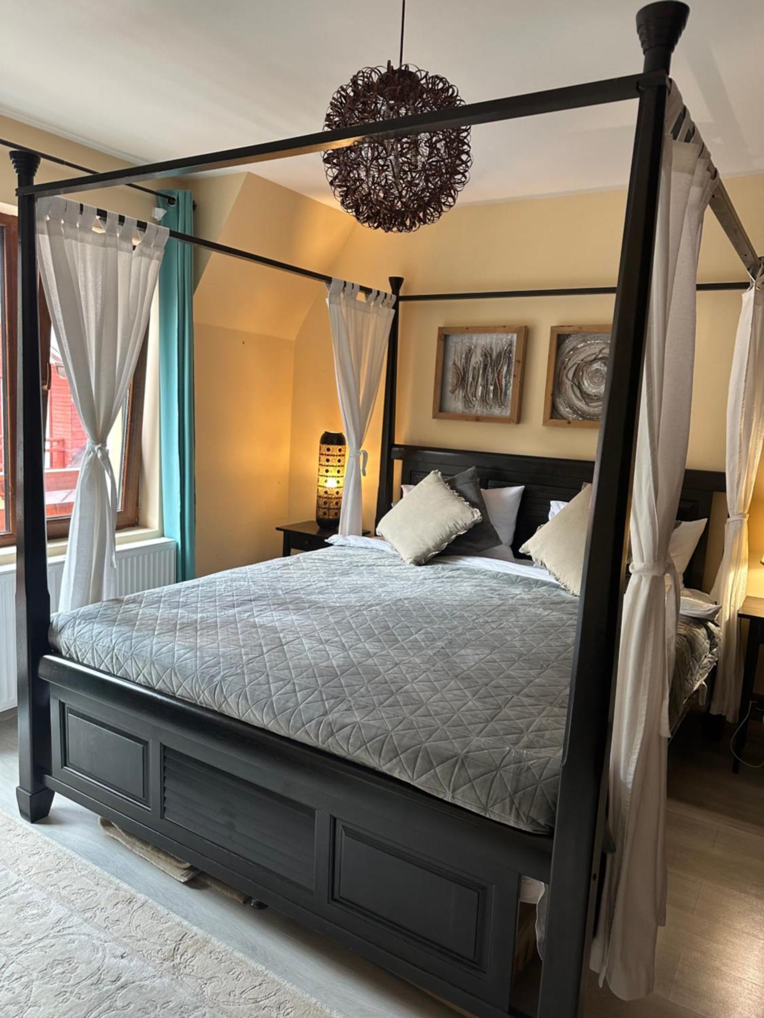 Alsama Zurqa Apartment Busteni Luaran gambar